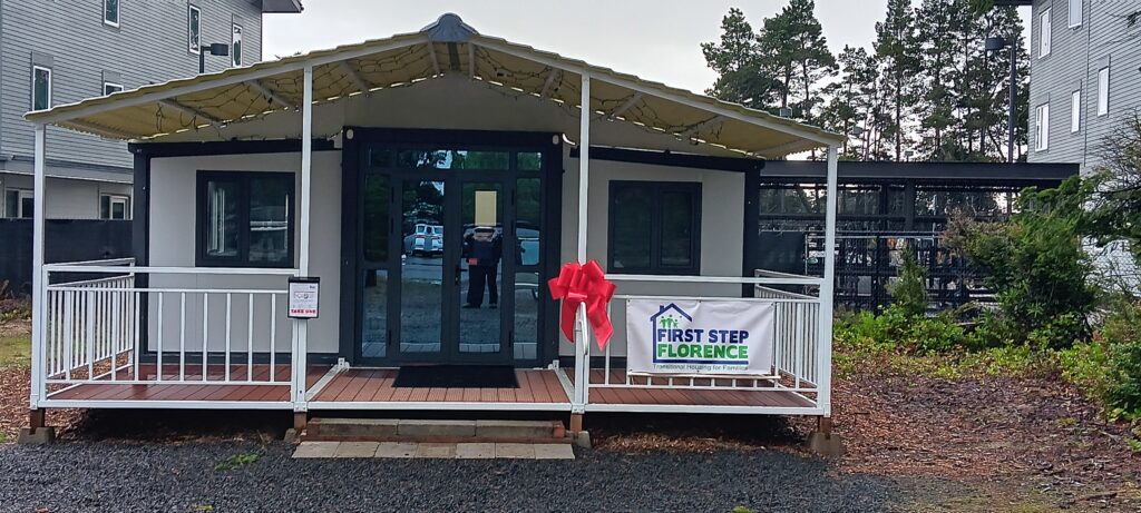 First Step folding house photo