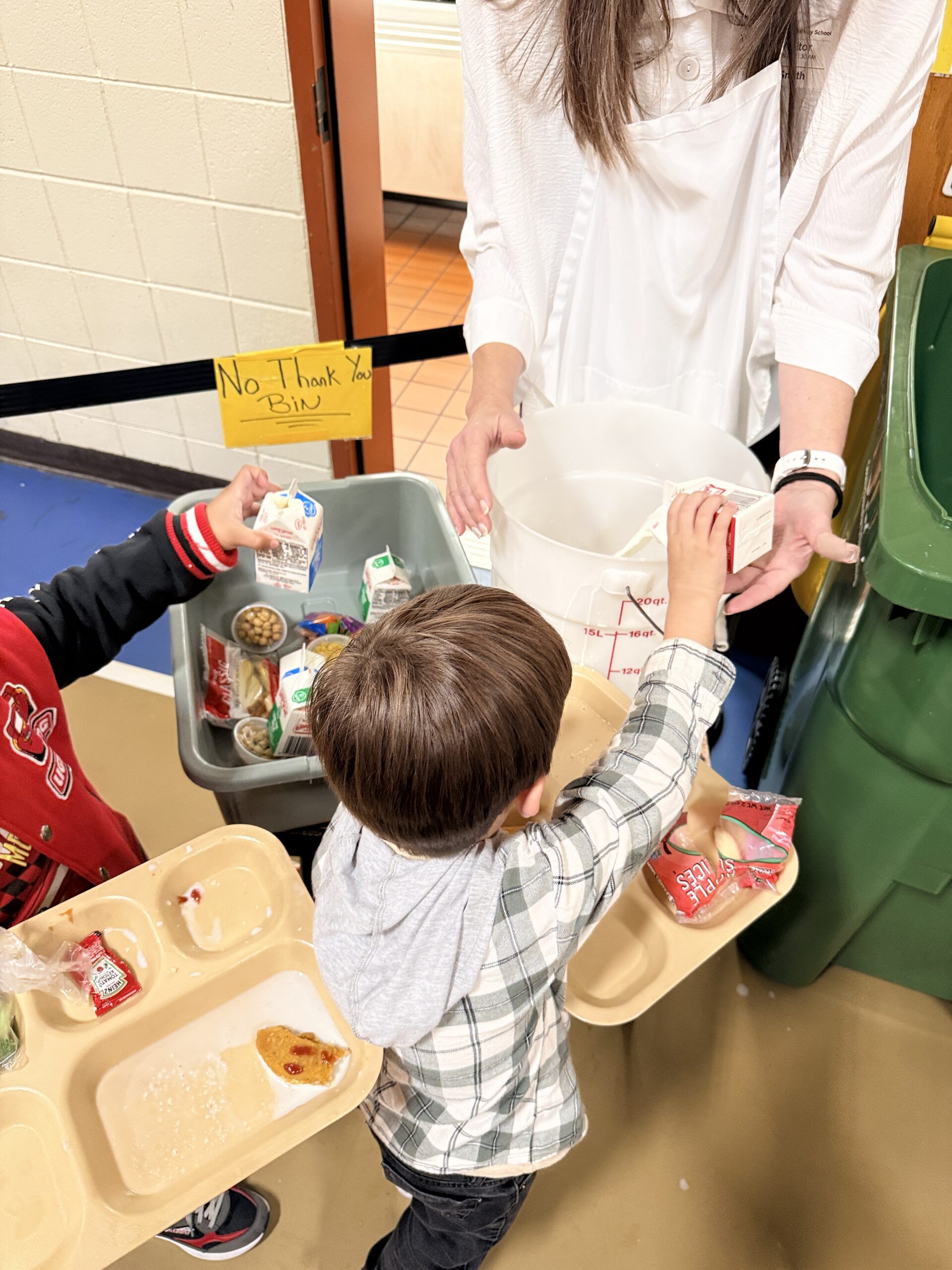 Siuslaw Elementary School Students Launch Milk Carton Recycling Program